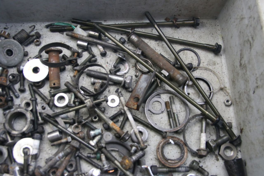 photo de SCREW FASTENER BAG YAMAHA SR 125 (1982 - 2003)