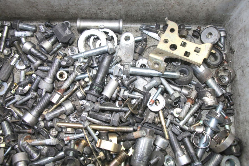 photo de SCREWS BAG HONDA ST PAN EUROPEAN 1300 (2002 - 2013)