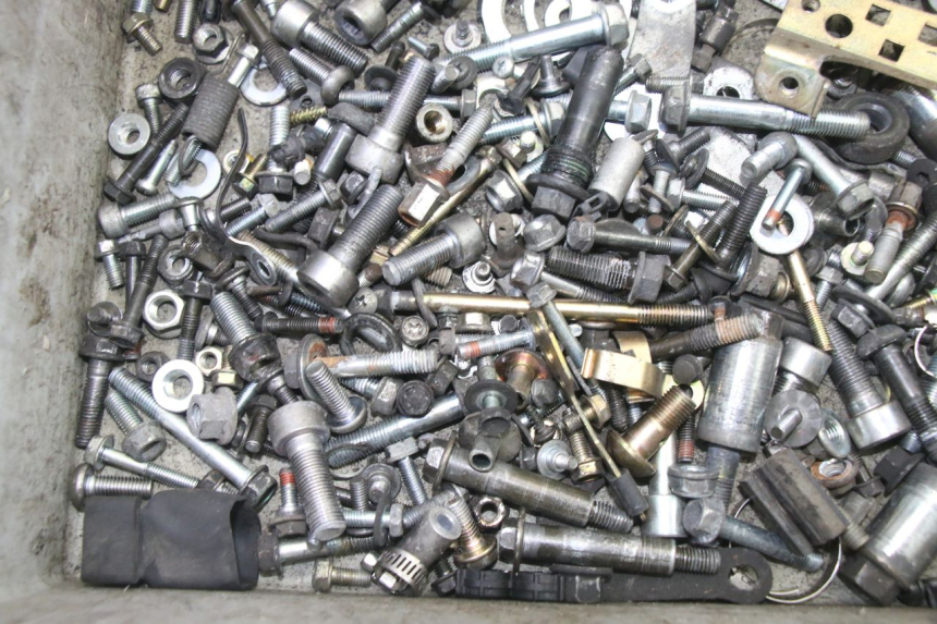 photo de SCREWS BAG HONDA ST PAN EUROPEAN 1300 (2002 - 2013)