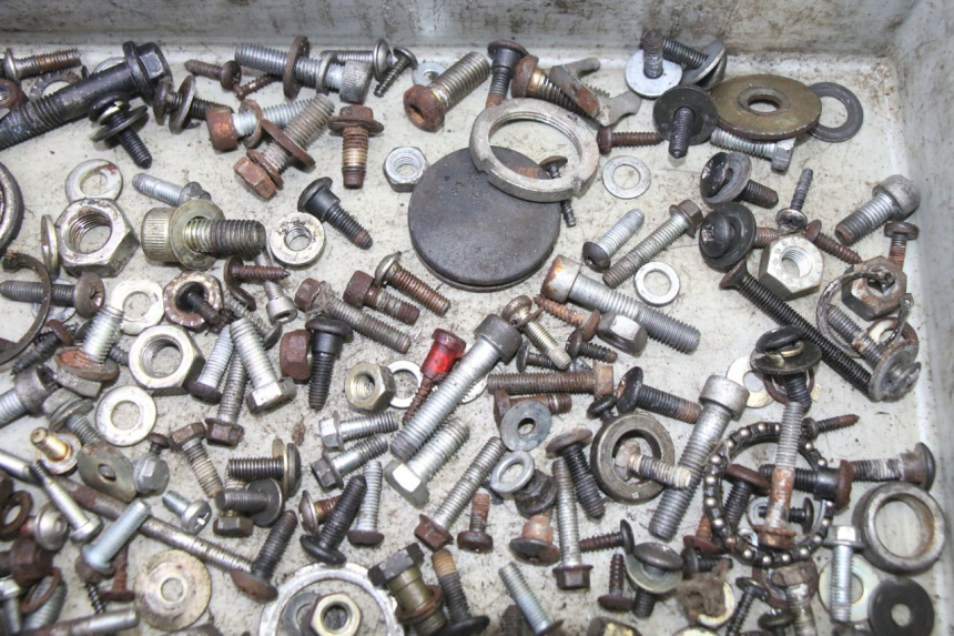 photo de SCREWS BAG PIAGGIO SUPER LX 125 (2000 - 2003)