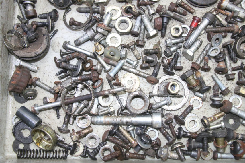 photo de SCREWS BAG PIAGGIO SUPER LX 125 (2000 - 2003)