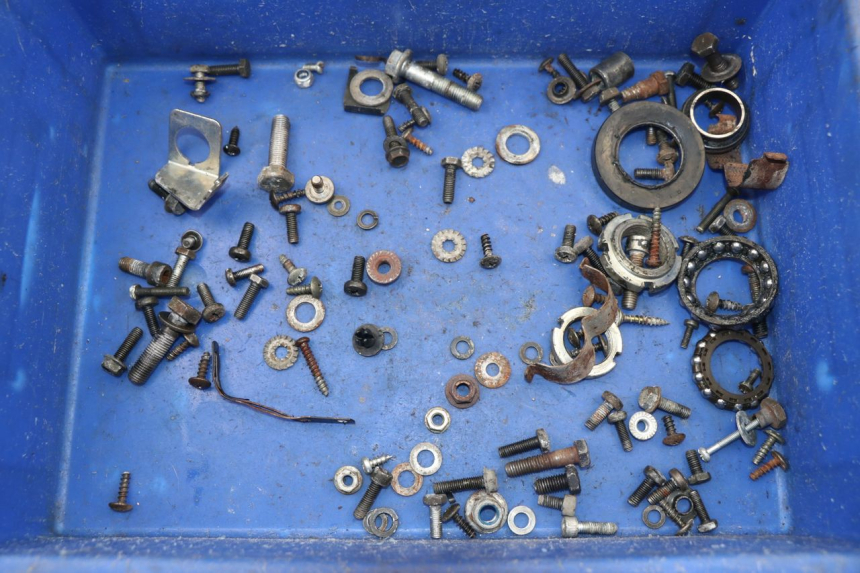 photo de SCREW FASTENER BAG SUZUKI UH BURGMAN 125 (2002 - 2006)