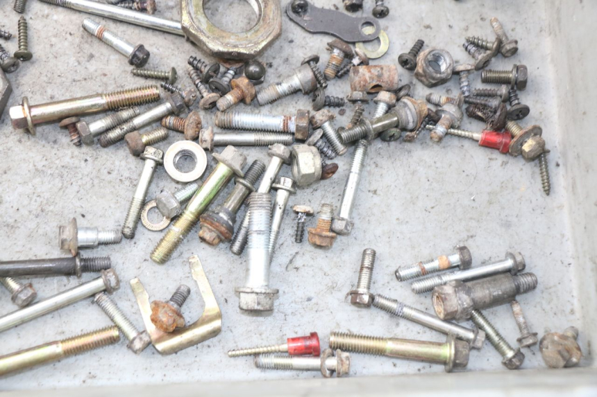 photo de SCREWS BAG PEUGEOT SV 80 (1993 - 1997)