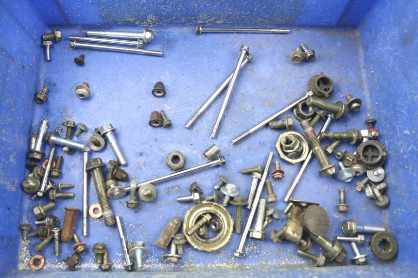 photo de SCREWS BAG SYM FIDDLE 3 III 50 (2014 - 2017)