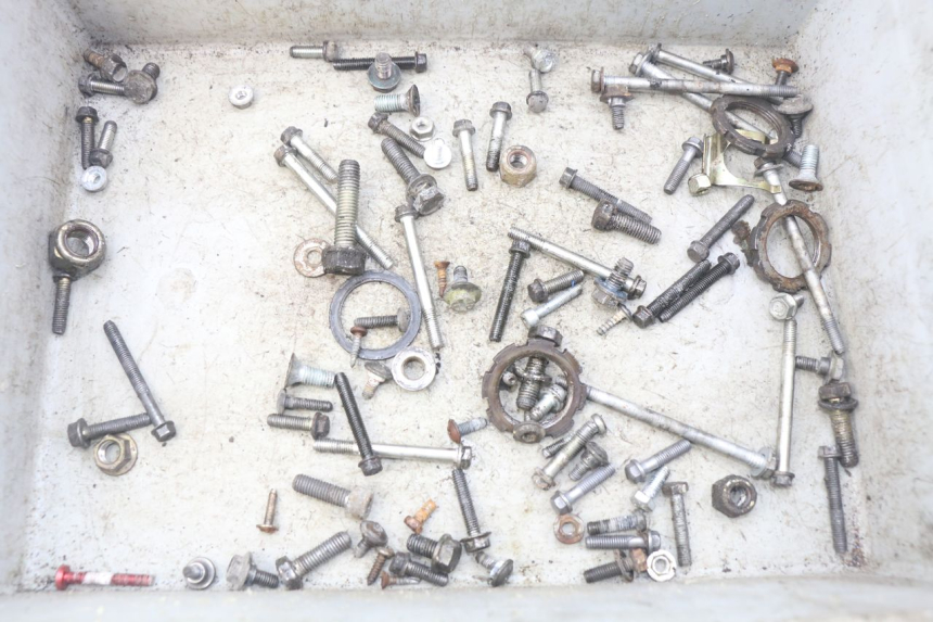 photo de SCREW FASTENER BAG PEUGEOT TKR TREKKER FURIOUS 50 (2005 - 2014)