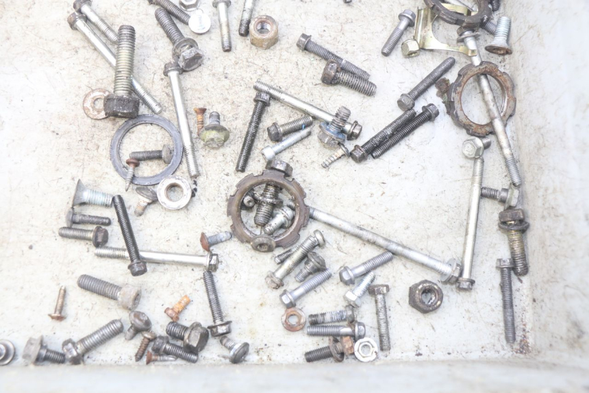 photo de SCREW FASTENER BAG PEUGEOT TKR TREKKER FURIOUS 50 (2005 - 2014)