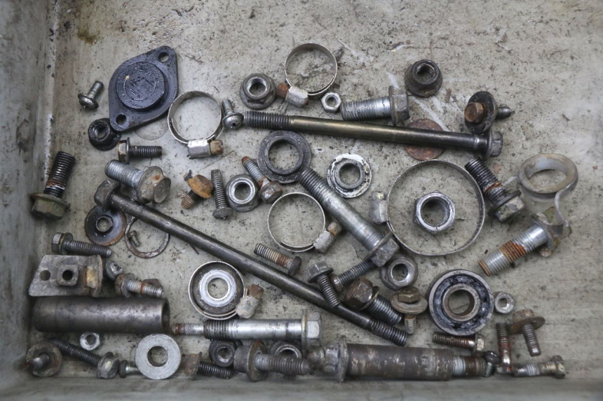 photo de SCREWS BAG SUZUKI TS X 80 (1984 - 1988)