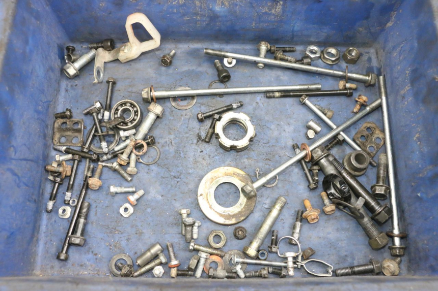 photo de SCREWS BAG YAMAHA TTR 125 (2000 - 2020) - Main view