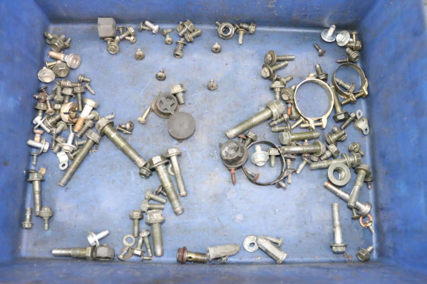 photo de SCREW FASTENER BAG PEUGEOT TWEET 4T 50 (2014 - 2019)