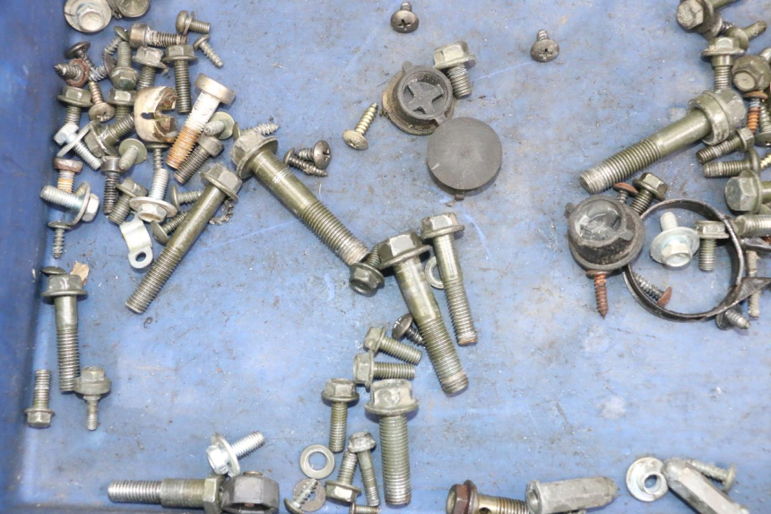 photo de SCREW FASTENER BAG PEUGEOT TWEET 4T 50 (2014 - 2019)