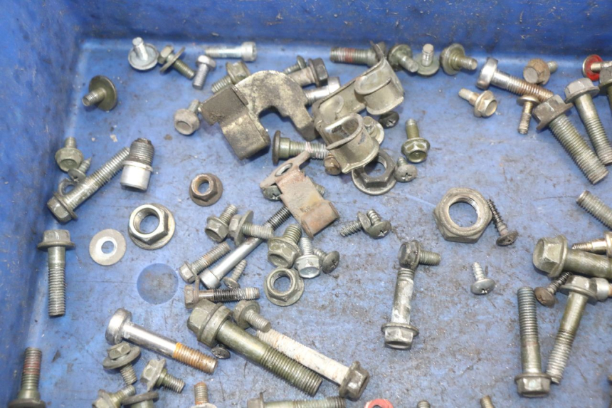 photo de SCREW FASTENER BAG PEUGEOT TWEET 125 (2018 - 2021)