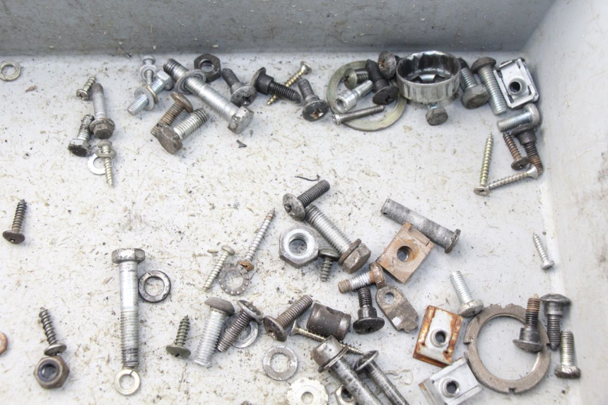 photo de SCREW FASTENER BAG PIAGGIO TYPHOON 50 (1993 - 1999)