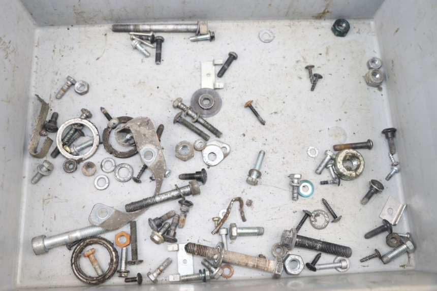 photo de SCREWS BAG PIAGGIO VESPA LX 4T 50 (2005 - 2010)