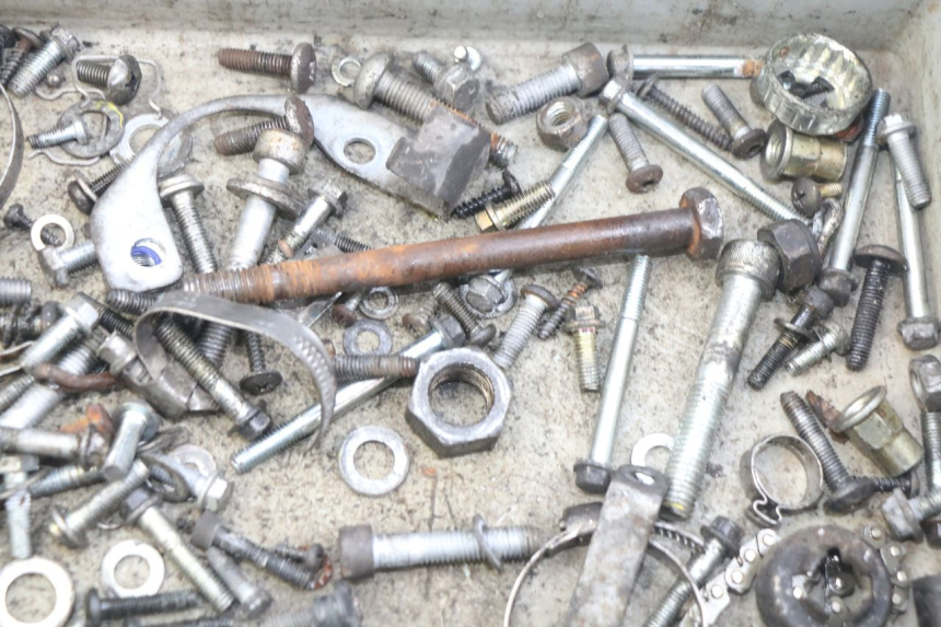 photo de SCREW FASTENER BAG PIAGGIO VESPA LXV 125 (2006 - 2009)
