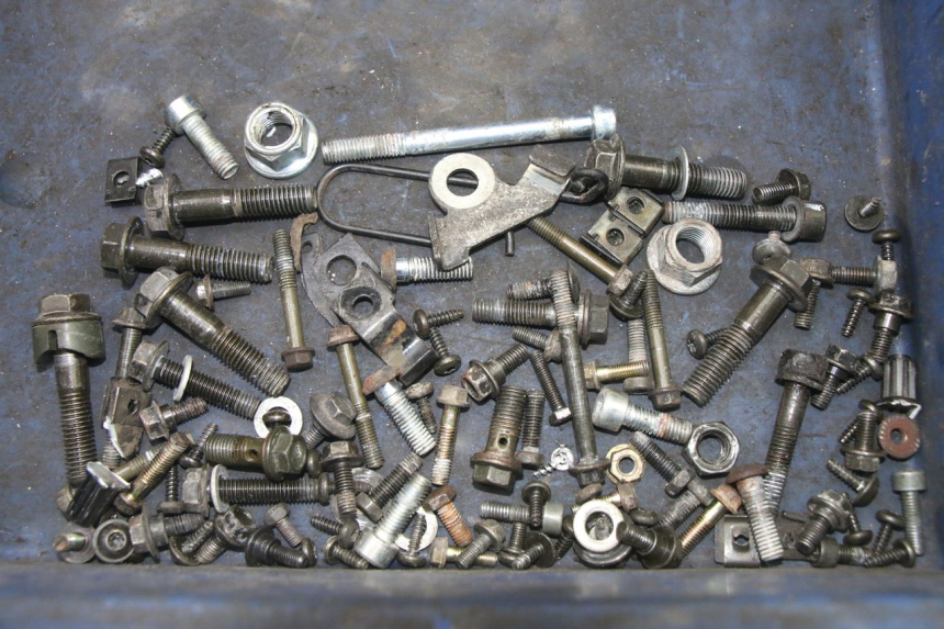 photo de SCREW FASTENER BAG PEUGEOT VIVACITY NEW 2T 50 (2008 - 2017)