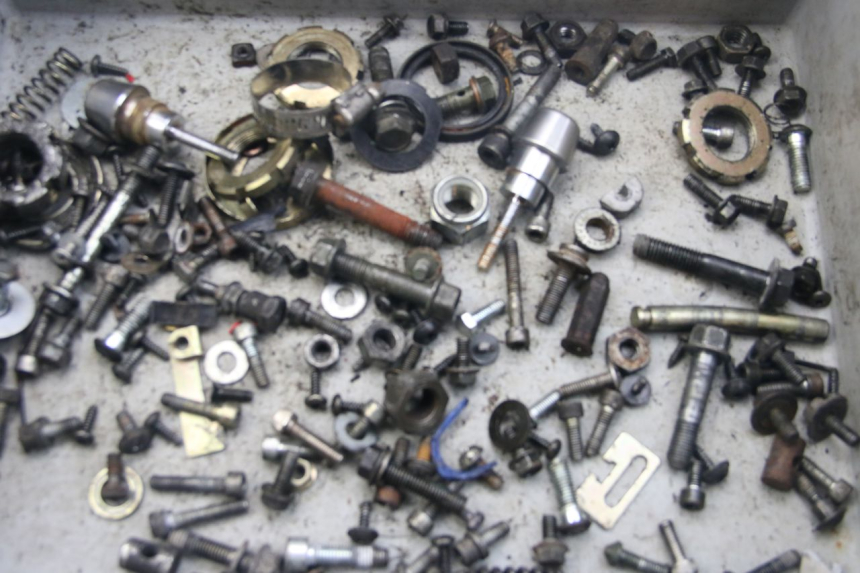 photo de SCREW FASTENER BAG PEUGEOT VIVACITY NEW 4T 50 (2008 - 2017)