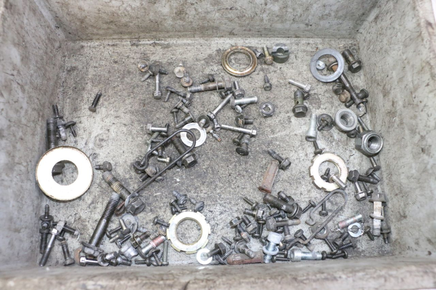 photo de SCREW FASTENER BAG PEUGEOT VIVACITY NEW 4T 50 (2008 - 2017)