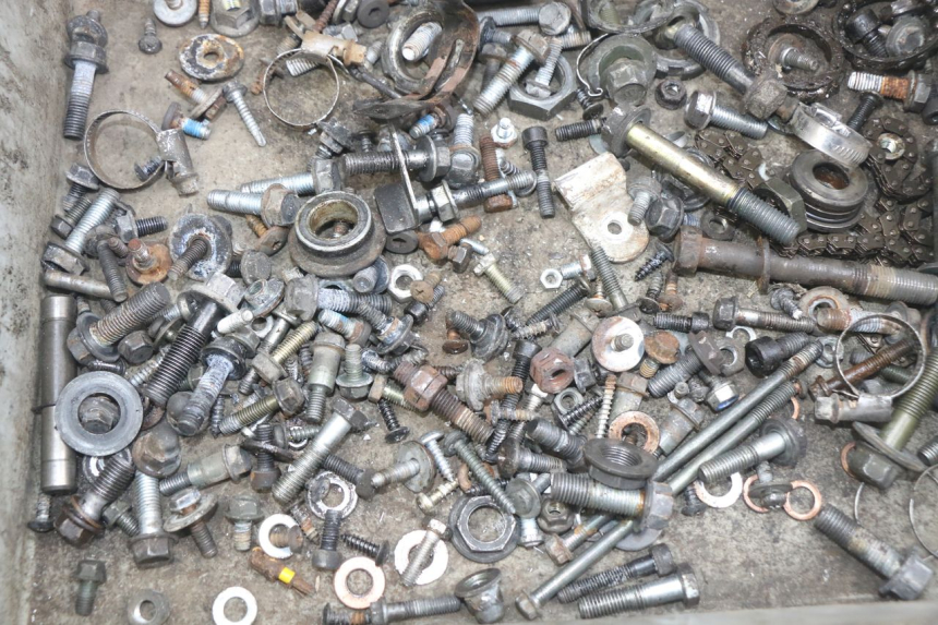 photo de SCREW FASTENER BAG YAMAHA X-MAX XMAX 250 (2006 - 2009)