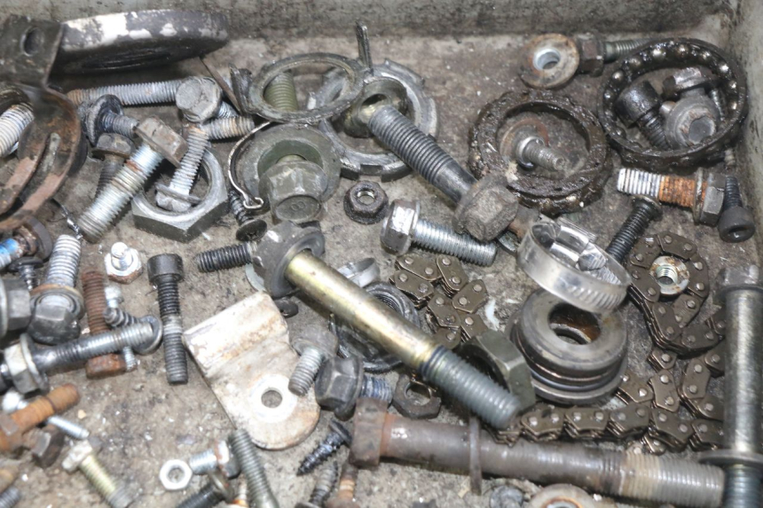 photo de SCREW FASTENER BAG YAMAHA X-MAX XMAX 250 (2006 - 2009)