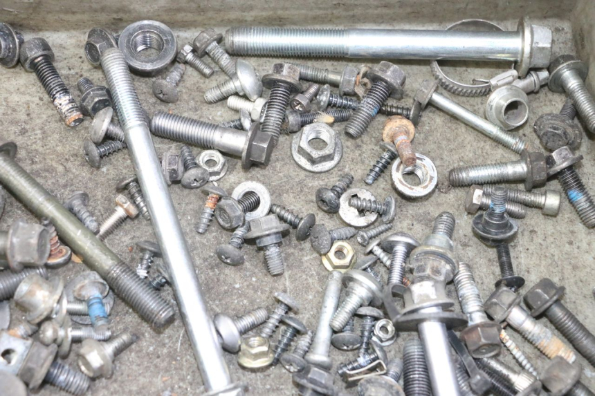 photo de SCREW BAG YAMAHA X-MAX XMAX 125 (2010 - 2014)