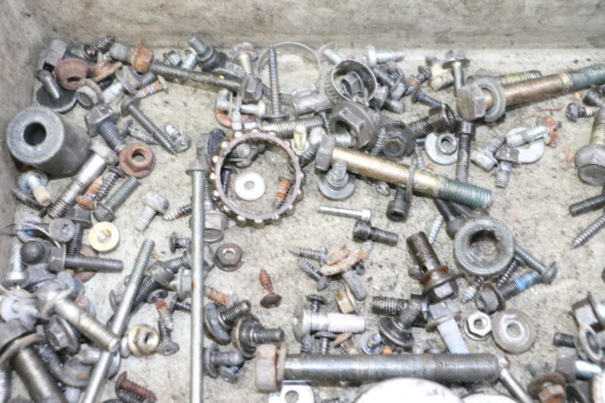 photo de SCREW FASTENER BAG YAMAHA X-MAX XMAX 250 (2006 - 2009)