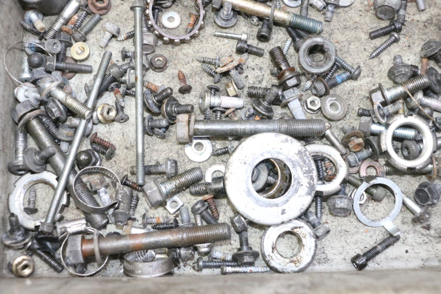 photo de SCREW FASTENER BAG YAMAHA X-MAX XMAX 250 (2006 - 2009)