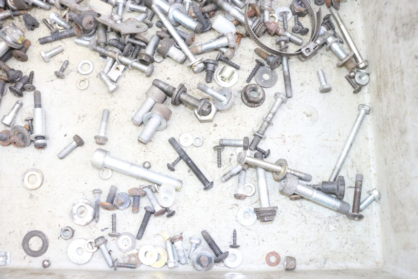 photo de SCREW FASTENER BAG PIAGGIO XEVO - X EVO 125 (2007 - 2016) - Component detail