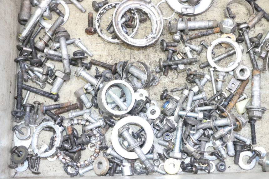 photo de SCREW FASTENER BAG PIAGGIO XEVO - X EVO 125 (2007 - 2016)