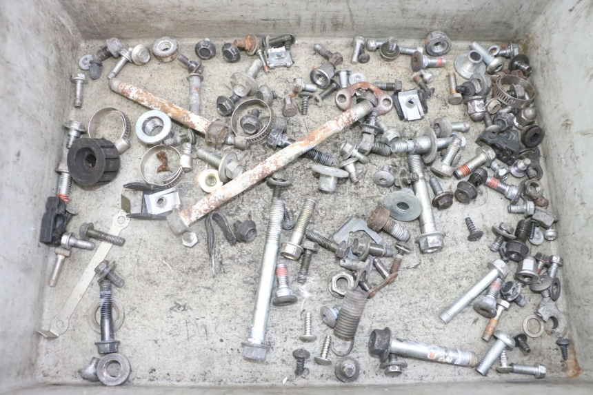 photo de SCREWS BAG HONDA XLV VARADERO 125 (2000 - 2006)