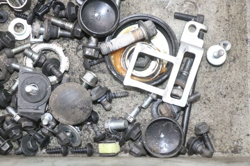 photo de SCREW FASTENER BAG YAMAHA XMAX X-MAX ABS 125 (2017 - 2020)