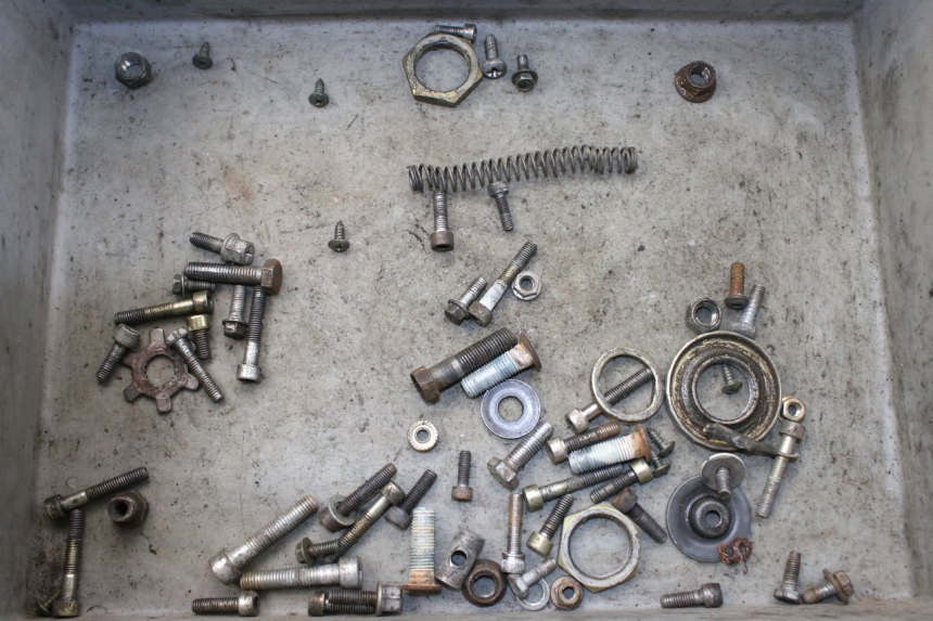 photo de SCREW FASTENER BAG YAMAHA BW'S 50 (1999 - 2003)