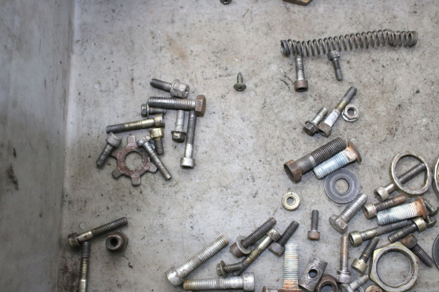 photo de SCREW FASTENER BAG YAMAHA BW'S 50 (1999 - 2003)