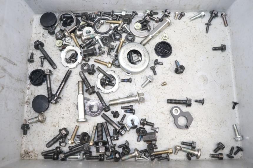 photo de SCREW FASTENER BAG YAMAHA BW'S BWS 125 (2010 - 2013)