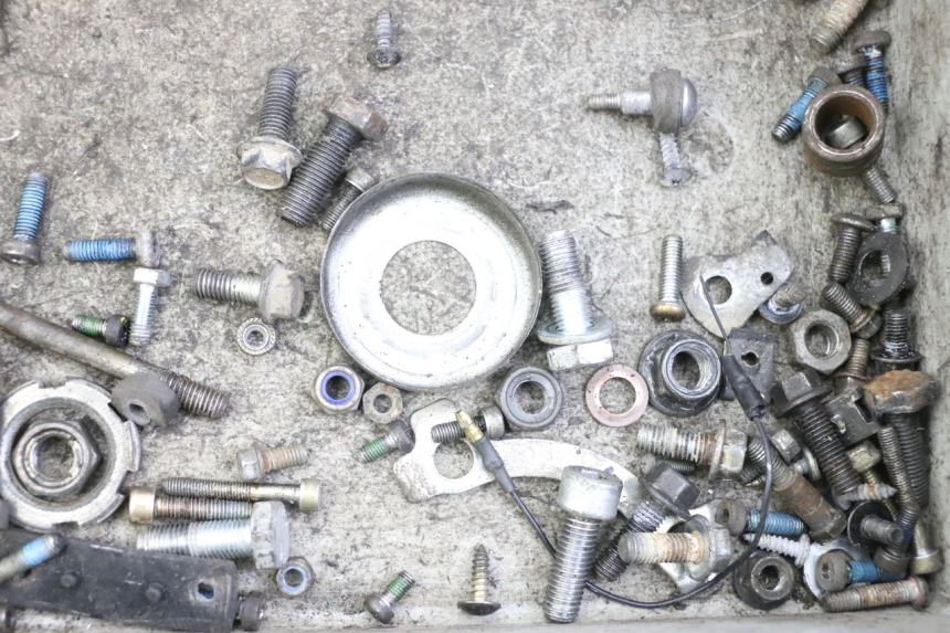 photo de SCREWS BAG YAMAHA TZR 50 (2008 - 2016)