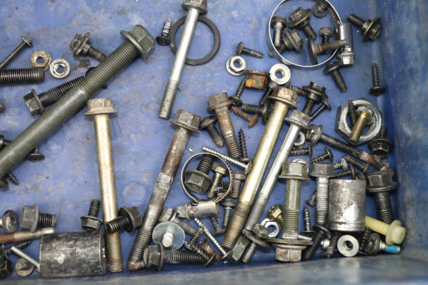 photo de SCREW FASTENER BAG YAMAHA XMAX X-MAX 125 (2006 - 2009)