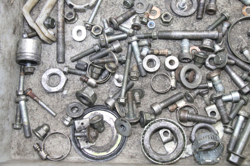 photo de SCREWS BAG YAMAHA YZ 125 (2006 - 2016)