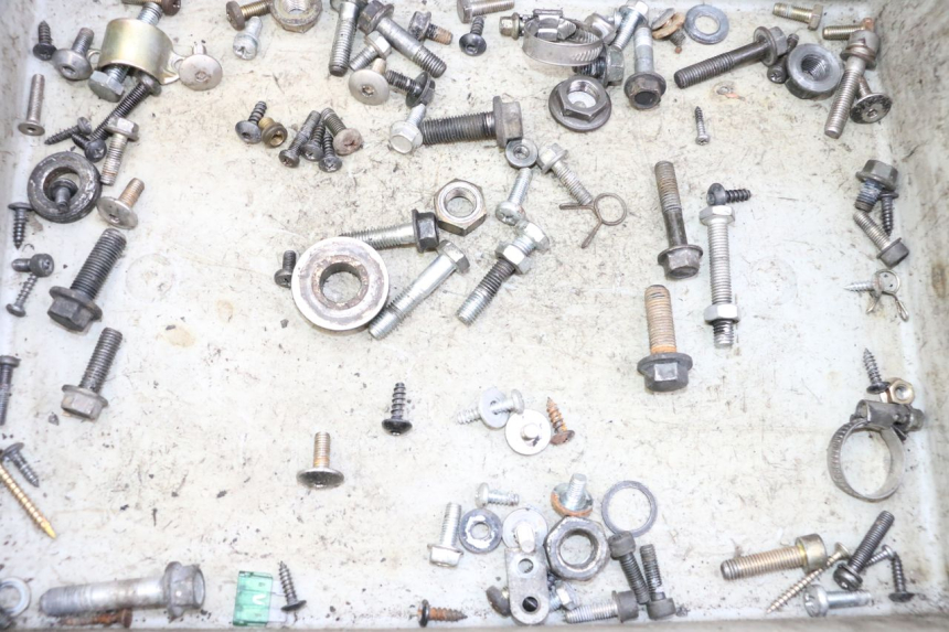 photo de SCREW BAG YAMAHA YP MAJESTY 125 (2002 - 2006)