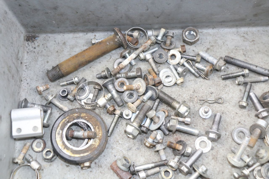 photo de SCREWS BAG YAMAHA YZ-F YZF 250 (2014 - 2018)