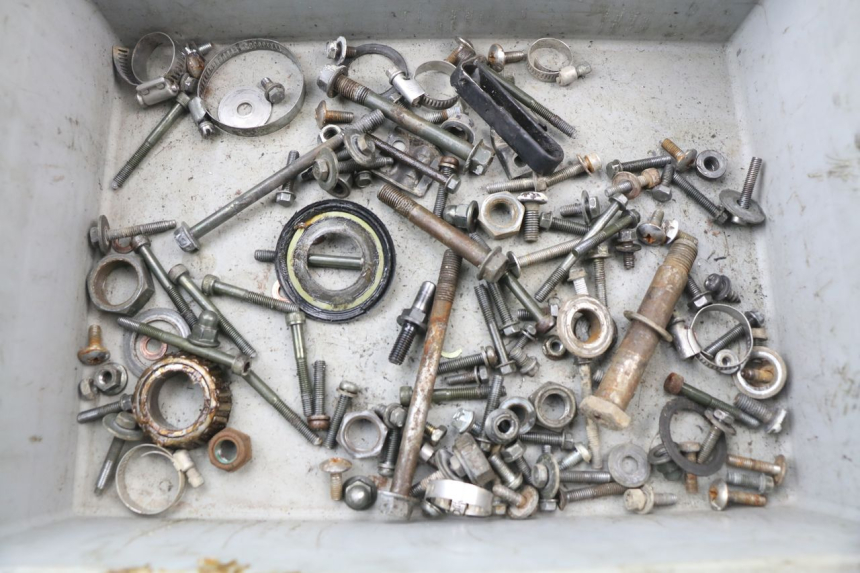 photo de SCREWS BAG YAMAHA YZ 125 (1998 - 2005)