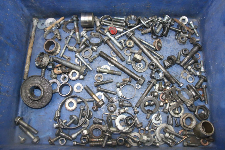 photo de SCREWS BAG YAMAHA YZ 125 (1998 - 2005)