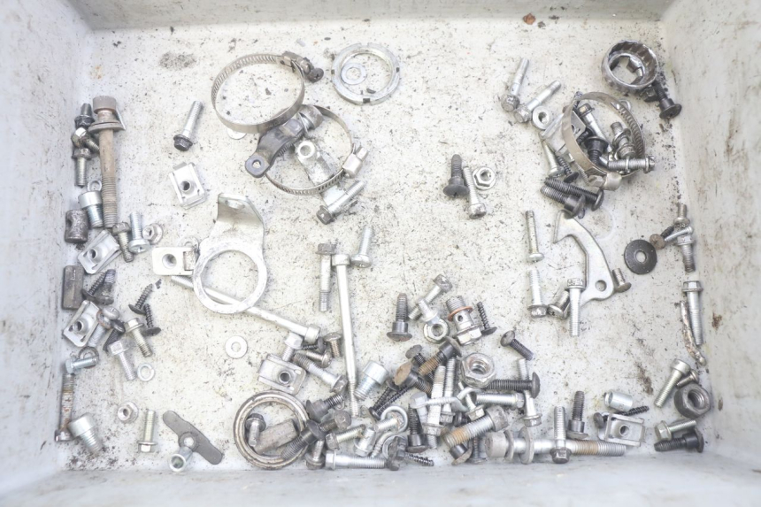 photo de SCREW FASTENER BAG PIAGGIO ZIP 4T 50 (2018 - 2020)
