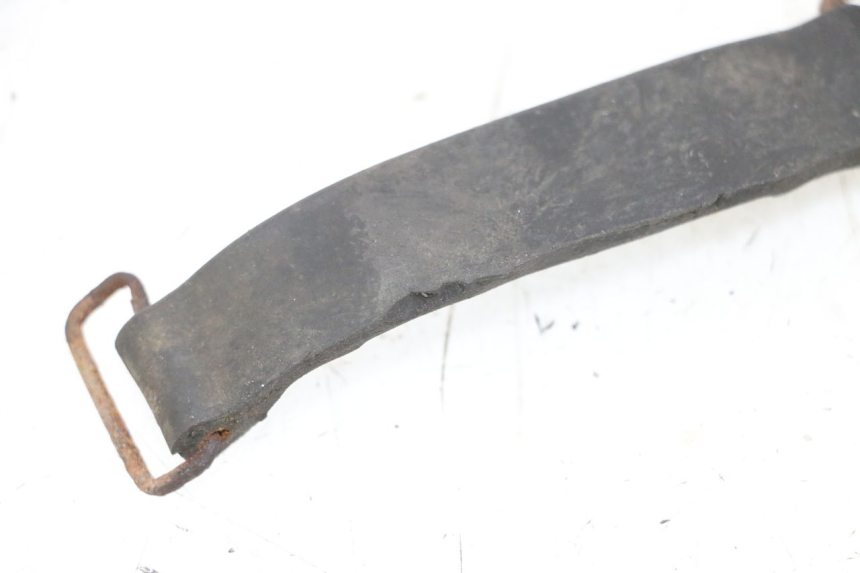 photo de BATTERY STRAP YAMAHA FJ 36Y 1100 (1984 - 1985)