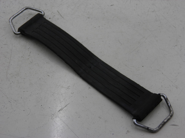 photo de BATTERY STRAP PIAGGIO MP3 400 (2007 - 2009)