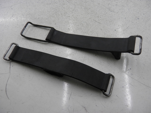 photo de BATTERY STRAP YAMAHA XJS DIVERSION 600 (2000 - 2003)