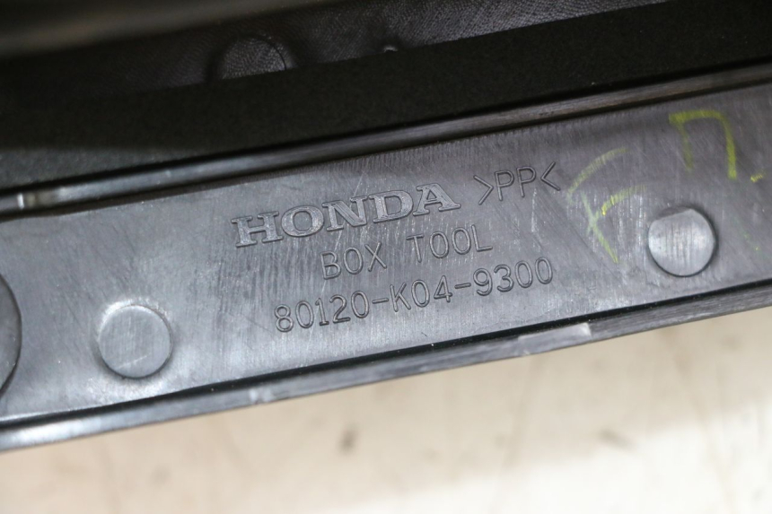 photo de TOOL KIT STRAP HONDA FORZA ABS 300 (2013 - 2019)