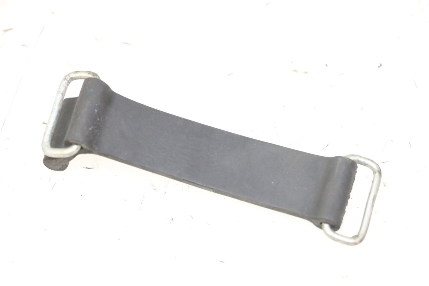 photo de TOOL KIT STRAP YAMAHA FZ6 FAZER S2 600 (2007 - 2011)