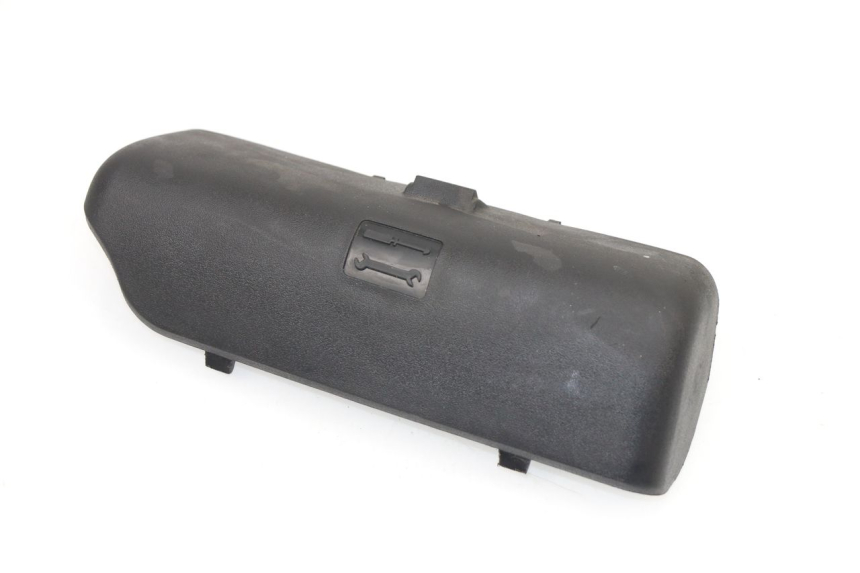 photo de TOOL KIT STRAP PIAGGIO MP3 500 (2011 - 2015)