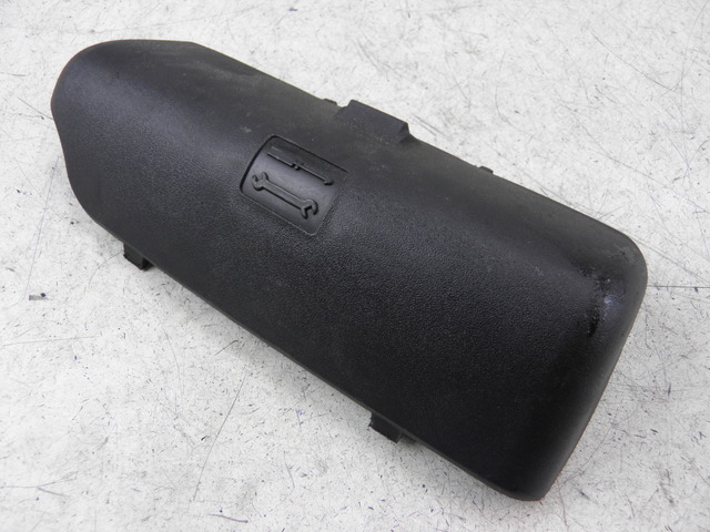 photo de TOOL KIT STRAP PIAGGIO MP3 LT 300 (2010 - 2016)