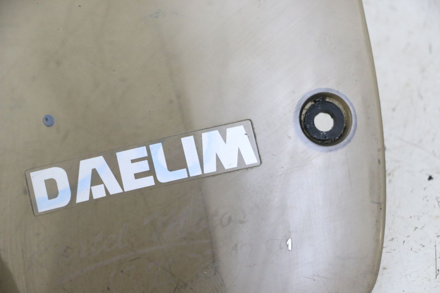 photo de WINDSHIELD DAELIM A-FOUR 2T 50 (2005 - 2012)