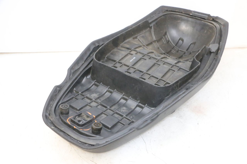 photo de SEAT KYMCO AGILITY 16+ 4T 50 (2018 - 2023) - Distinctive features